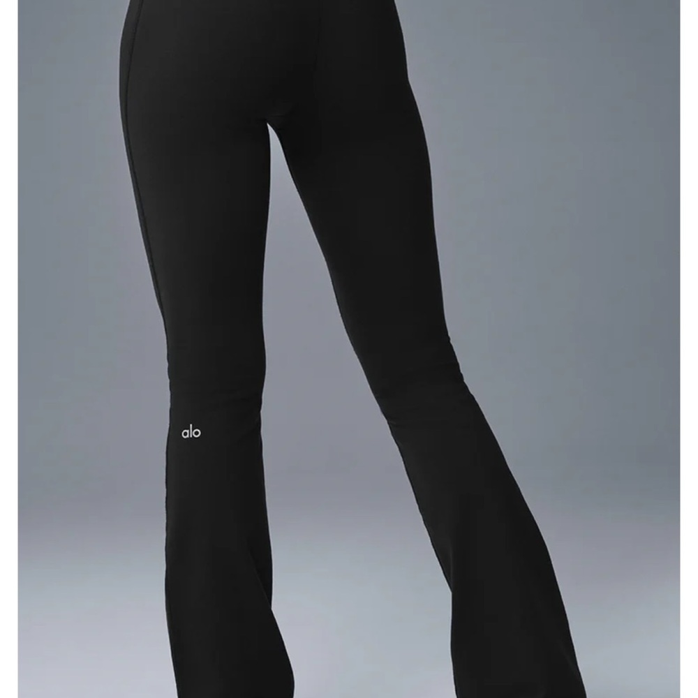 Alo Black Flare Leggings